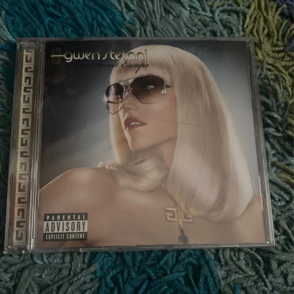 Gwen Stefani The Sweet Escape CD
